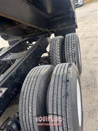 2011 Mack GRANITE GU713 QUAD AXLE DUMP T