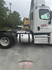 2013 Freightliner Cascadia