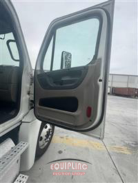 2013 Freightliner Cascadia