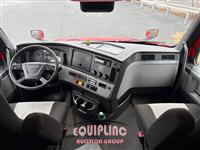 2021 Freightliner CASCADIA 126