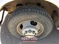 2016 Chevrolet 3500 4X2 S/A 14FT BOX TRUCK