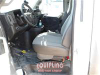 2016 Chevrolet 3500 4X2 S/A 14FT BOX TRUCK