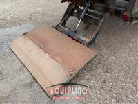 2011 Ford F-650 4X2 S/A 24FT STAKE BODY 