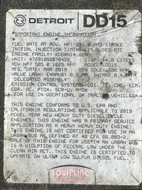 2020 Freightliner CASCADIA 6X4 T/A SLEEPER TRUCK