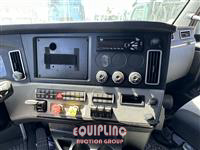 2020 Freightliner CASCADIA 6X4 T/A SLEEPER TRUCK