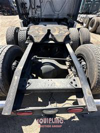 2020 Freightliner CASCADIA 6X4 T/A SLEEPER TRUCK