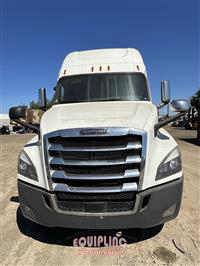 2020 Freightliner CASCADIA 6X4 T/A SLEEPER TRUCK