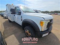 2017 Ford F550 4X2 S/A SERVICE BODY TRUC