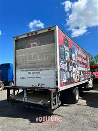 2009 Freightliner M2 BOX TRUCK