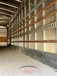 2009 Freightliner M2 BOX TRUCK