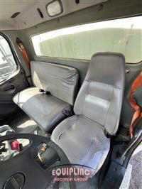 2009 Freightliner M2 BOX TRUCK