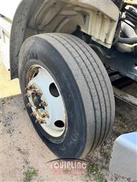 2009 Freightliner M2 BOX TRUCK