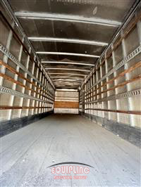 2009 Freightliner M2 BOX TRUCK