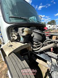 2011 Freightliner M2