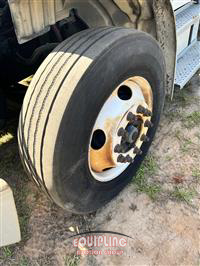 2011 Freightliner M2