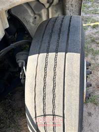 2011 Freightliner M2