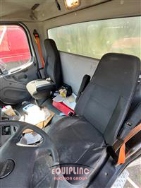 2011 Freightliner M2