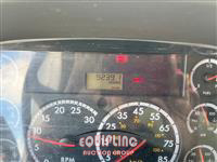 2011 Freightliner M2