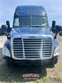 2016 Freightliner CASCADIA 6X4 T/A SLEEPER TRUCK