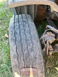 2016 Freightliner CASCADIA 6X4 T/A SLEEPER TRUCK