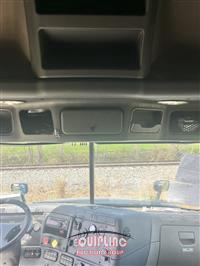 2016 Freightliner CASCADIA 6X4 T/A SLEEPER TRUCK