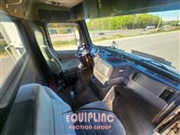 1999 Volvo  VNM64T300 6X4 T/A DAY CAB TRU