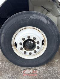 2018 International 4300 4X2 S/A 26FT BOX TRUCK