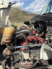 2018 International 4300 4X2 S/A 26FT BOX TRUCK