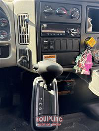 2018 International 4300 4X2 S/A 26FT BOX TRUCK