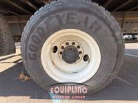 2017 Peterbilt 337 4X2 S/A 26FT CDL REQUIRED 