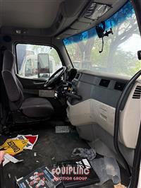 2022 Peterbilt 579 4X2 S/A CAB & CHASSIS