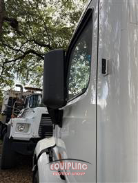 2022 Peterbilt 579 4X2 S/A CAB & CHASSIS