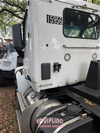 2022 Peterbilt 579 4X2 S/A CAB & CHASSIS