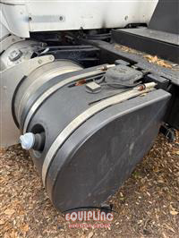 2022 Peterbilt 579 4X2 S/A CAB & CHASSIS