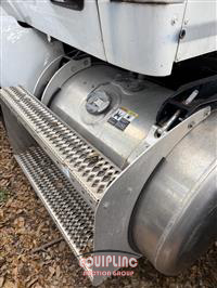 2022 Peterbilt 579 4X2 S/A CAB & CHASSIS