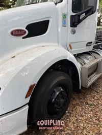 2022 Peterbilt 579 4X2 S/A CAB & CHASSIS