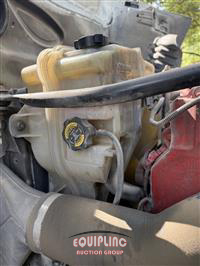 2015 Freightliner CASCADIA 6X4 T/A SLEEPER TRUCK