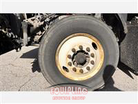 2013 Kenworth T800 6X2 S/A DAY CAB