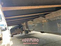 2017 International 4300 6X2 S/A 26FT NON CDL BOX 