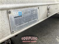 2017 International 4300 6X2 S/A 26FT NON CDL BOX 