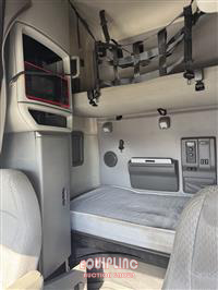 2022 Volvo VNL760 6X4 T/A SLEEPER TRUCK T