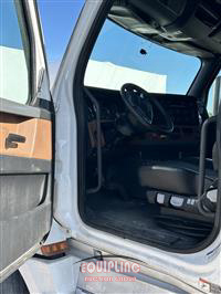 2022 Freightliner Cascadia