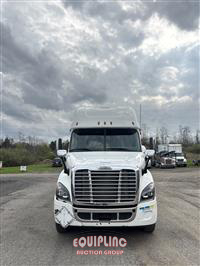 2015 Freightliner CASCADIA 4X2 S/A EXPEDITOR TRU