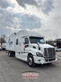 2015 Freightliner CASCADIA 4X2 S/A EXPEDITOR TRU