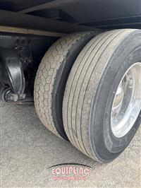 2015 Freightliner CASCADIA 4X2 S/A EXPEDITOR TRU