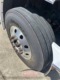 2013 Freightliner CASCADIA