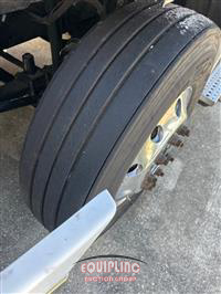 2013 Freightliner CASCADIA