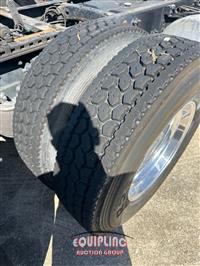 2013 Freightliner CASCADIA