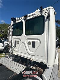 2013 Freightliner CASCADIA
