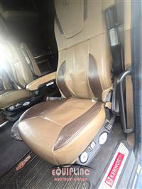 2022 Kenworth T680 6X4 T/A SLEEPER TRUCK TRA